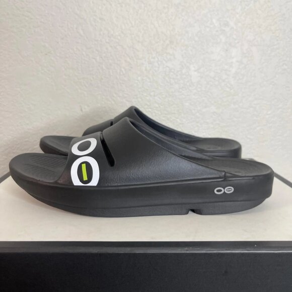Oofos OOahh Black Comfort Recovery Slides Sandals Slip On Women's 9 Men's 7 - Picture 4 of 10